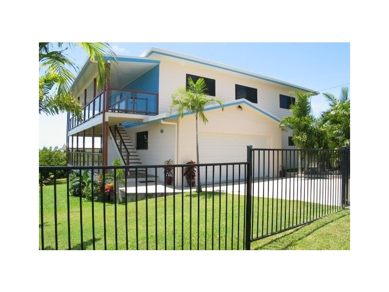 8 Pilcher Place, Bowen QLD 4805
