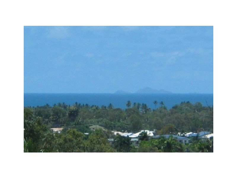 8 Pilcher Place, Bowen QLD 4805