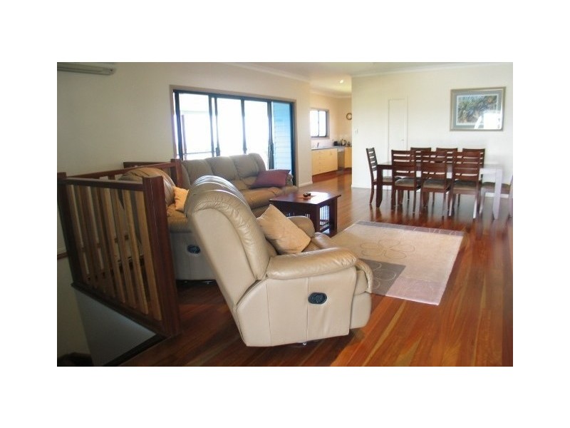 8 Pilcher Place, Bowen QLD 4805