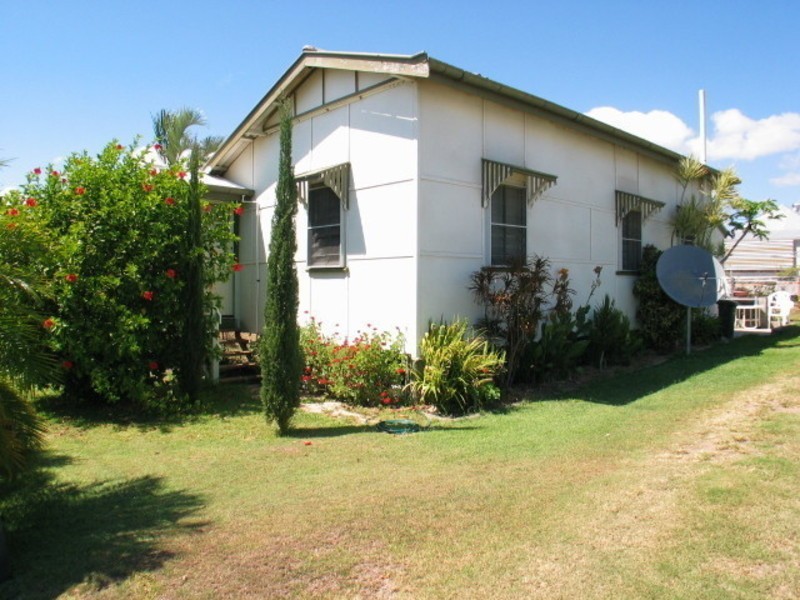 17 Brisbane Street, Bowen QLD 4805