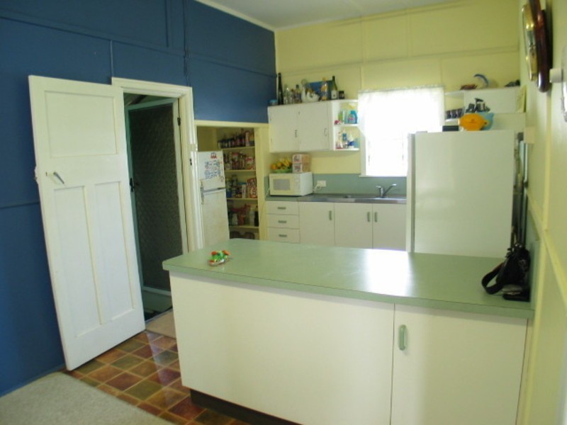 17 Brisbane Street, Bowen QLD 4805