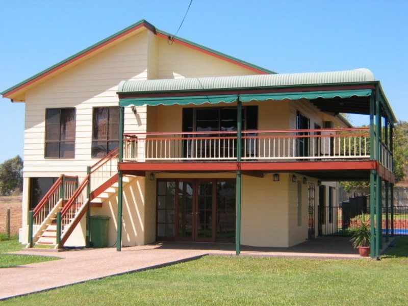 36 Wentworth Street, Bowen QLD 4805