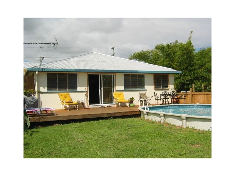 68 Tracey Street, Bowen QLD 4805