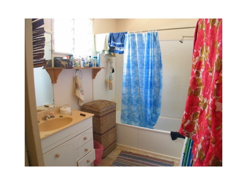 24 Kennedy Street, Bowen QLD 4805