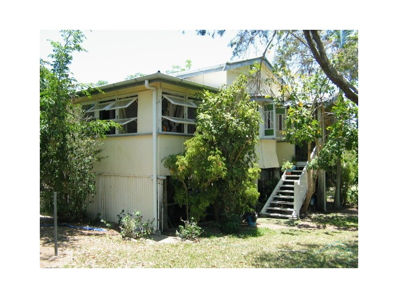 11 Kennedy Street, Bowen QLD 4805