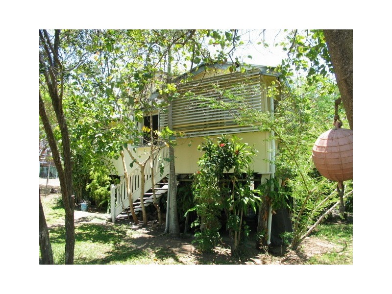 11 Kennedy Street, Bowen QLD 4805