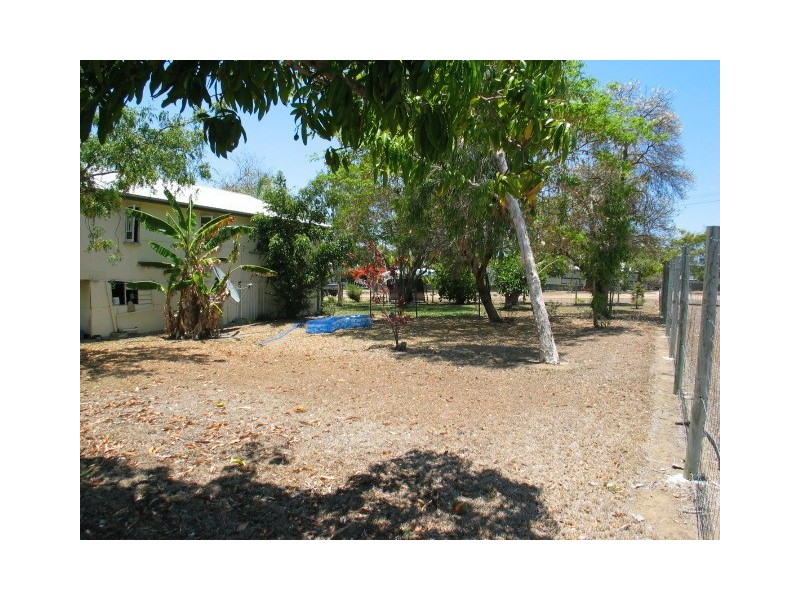 11 Kennedy Street, Bowen QLD 4805