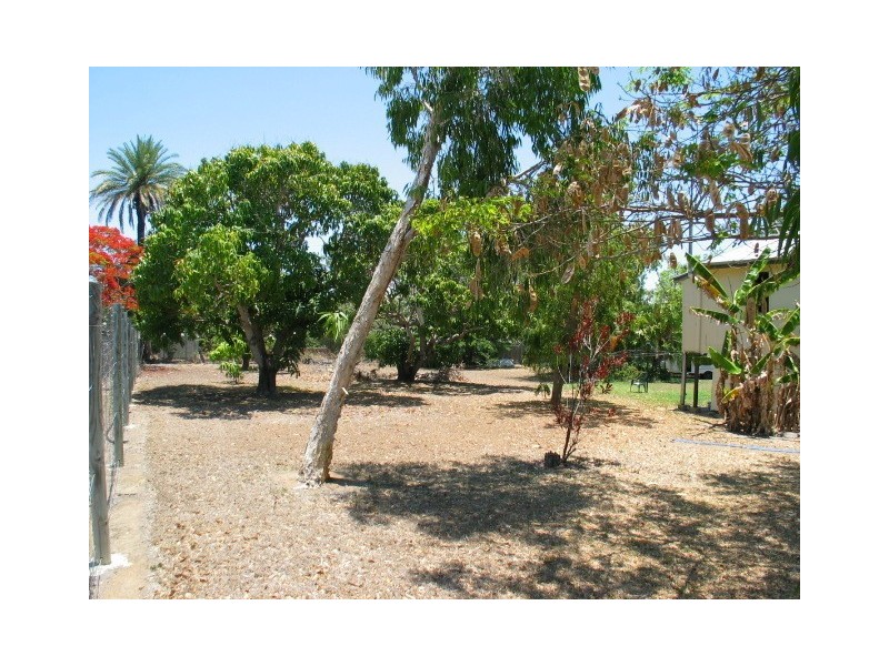 11 Kennedy Street, Bowen QLD 4805