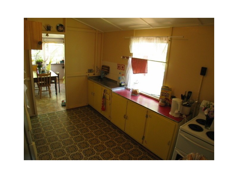 11 Kennedy Street, Bowen QLD 4805
