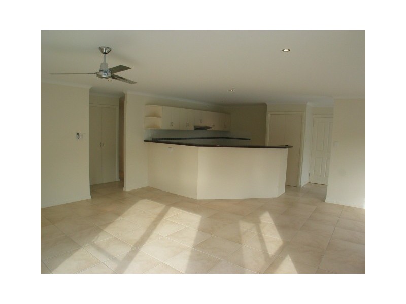 1/2 Allan Place, Bowen QLD 4805