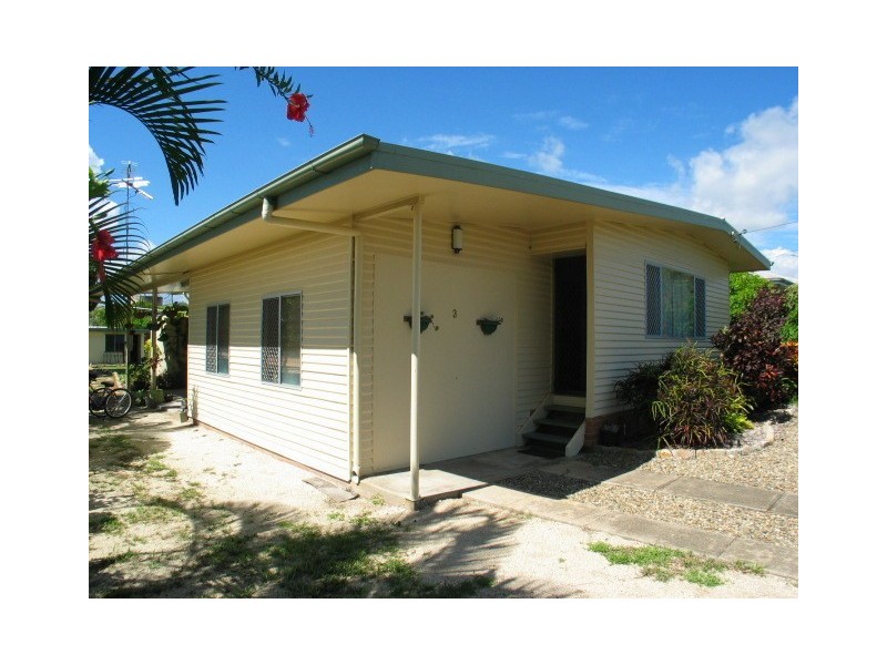 3 Rosshall Street, Bowen QLD 4805