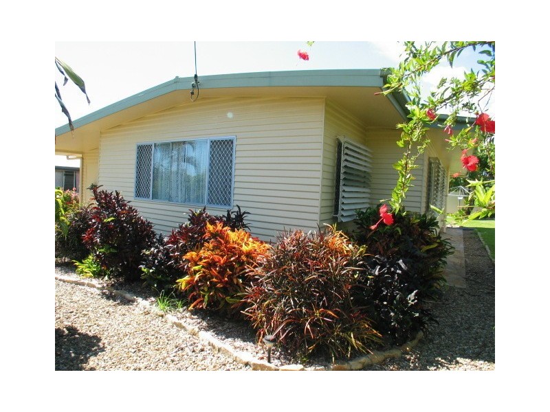 3 Rosshall Street, Bowen QLD 4805