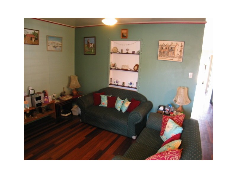 3 Rosshall Street, Bowen QLD 4805