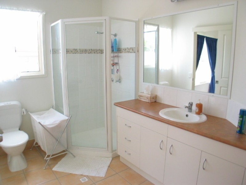 28 Emmerson Drive, Bowen QLD 4805