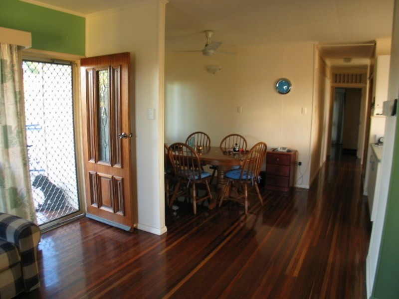 16 Daniel Street, Bowen QLD 4805