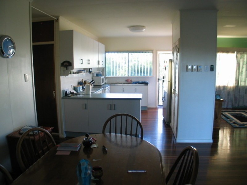 16 Daniel Street, Bowen QLD 4805