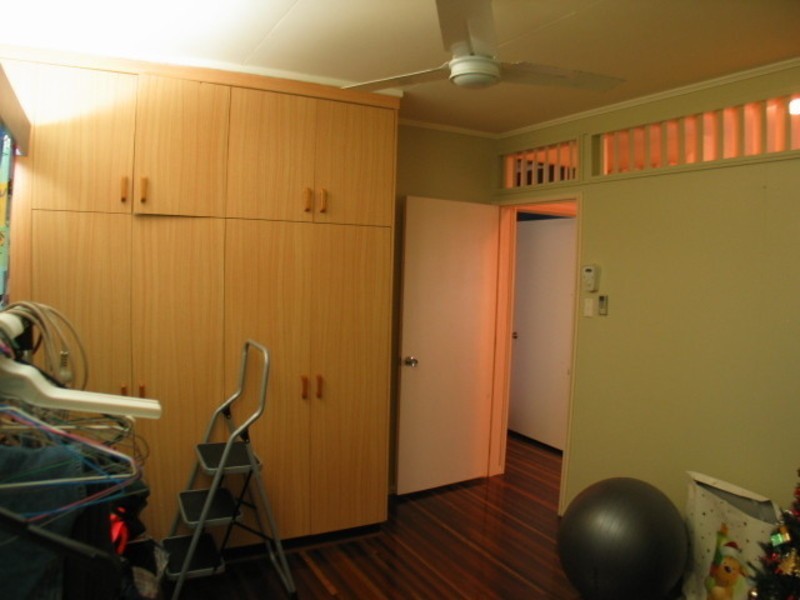 16 Daniel Street, Bowen QLD 4805