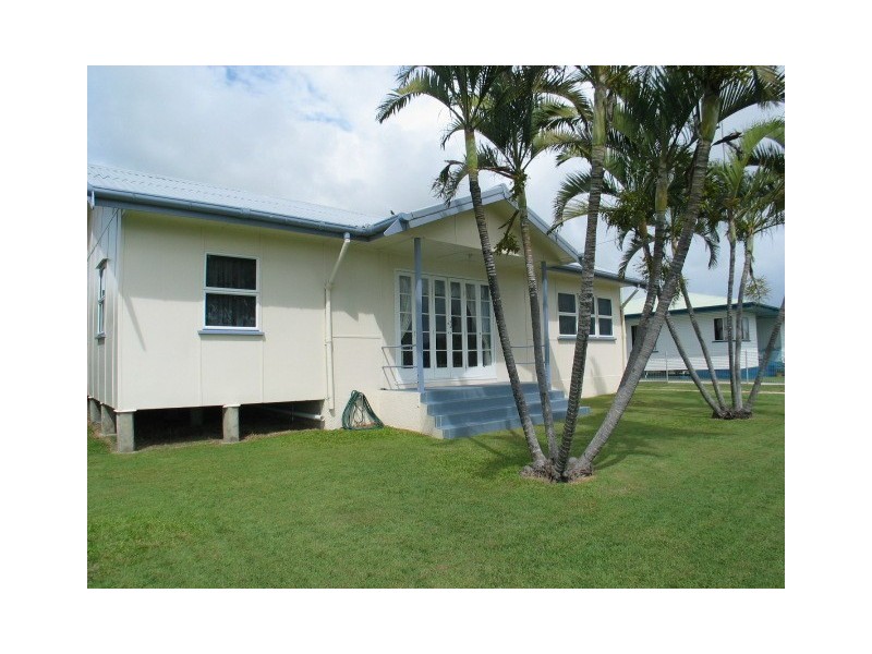 127 Herbert Street, Bowen QLD 4805