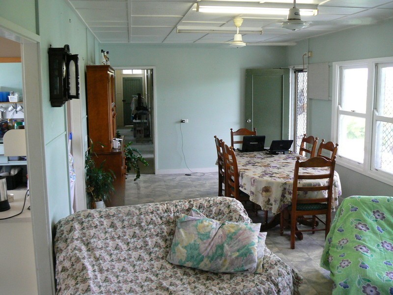 24 Pantall Street, Bowen QLD 4805