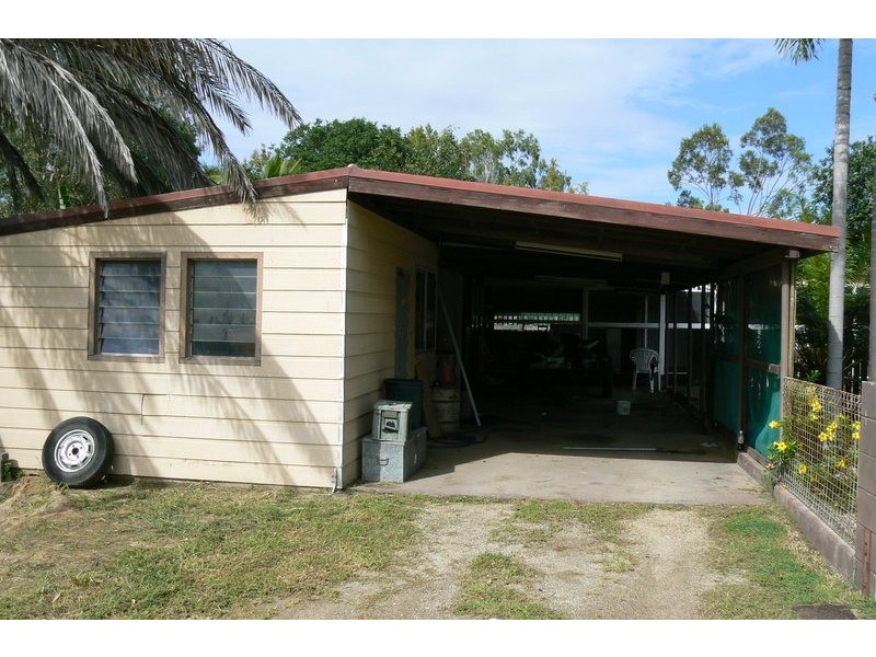 25 Leichhardt Street, Bowen QLD 4805