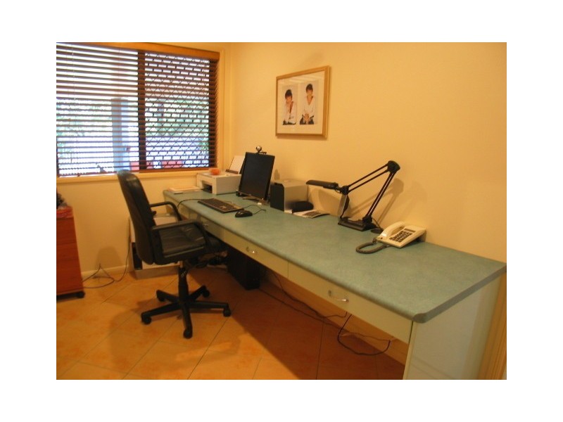 6 Verna Street, Bowen QLD 4805