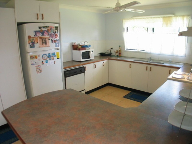 4 Rodney Street, Bowen QLD 4805