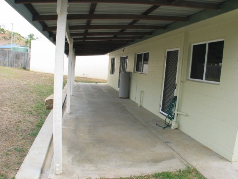 106 Leichhardt Street, Bowen QLD 4805