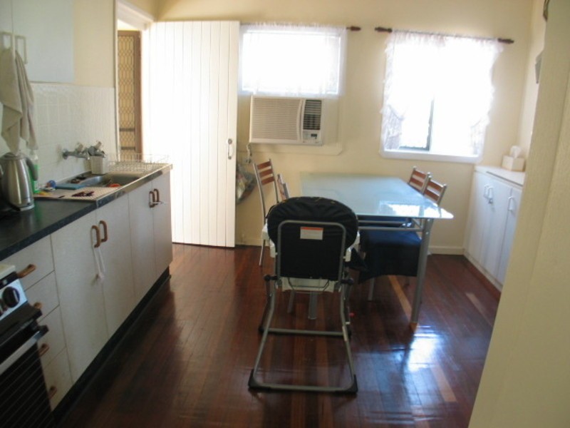 122 Powell Street, Bowen QLD 4805