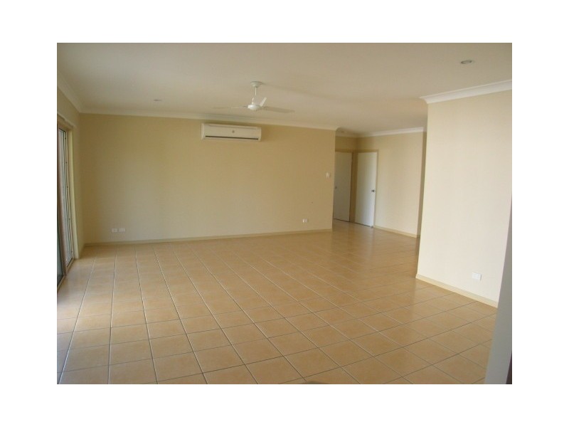 15 Kirkpatrick Court, Bowen QLD 4805