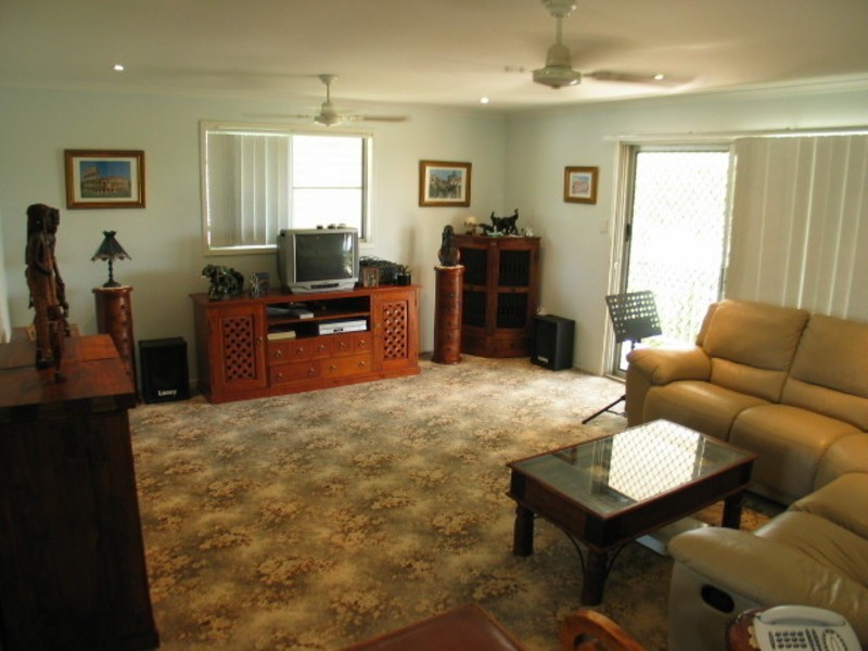 15 Scott Street, Bowen QLD 4805