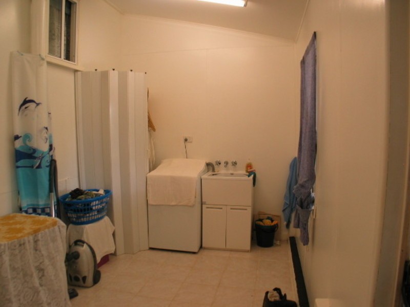 4 Livingstone Street, Bowen QLD 4805