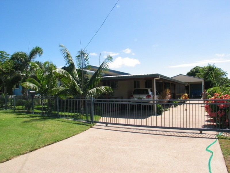 38 Field Street, Bowen QLD 4805