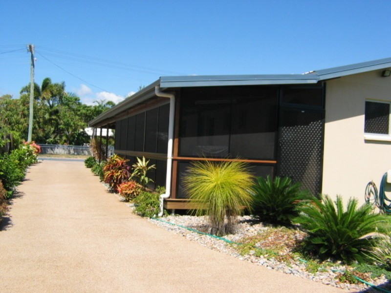 38 Field Street, Bowen QLD 4805