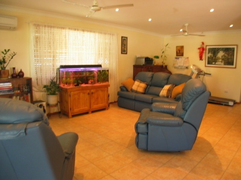 38 Field Street, Bowen QLD 4805