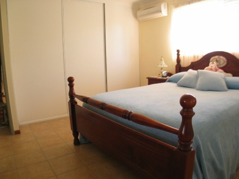 38 Field Street, Bowen QLD 4805