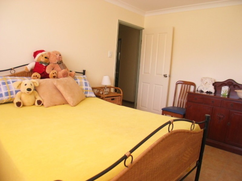 38 Field Street, Bowen QLD 4805