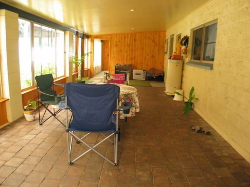 5 Oak Crescent, Bowen QLD 4805