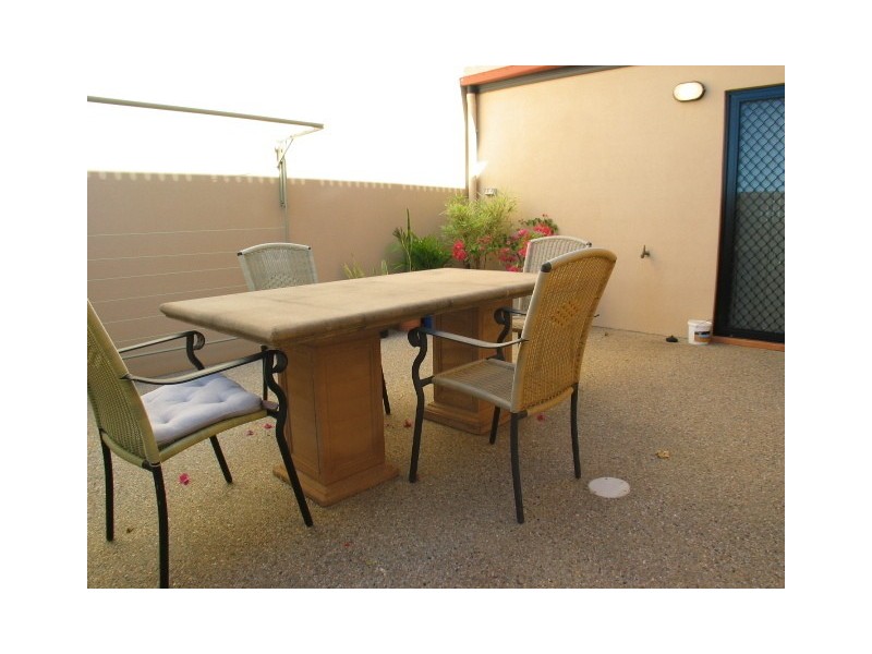 1/81 Tollington Road, Bowen QLD 4805