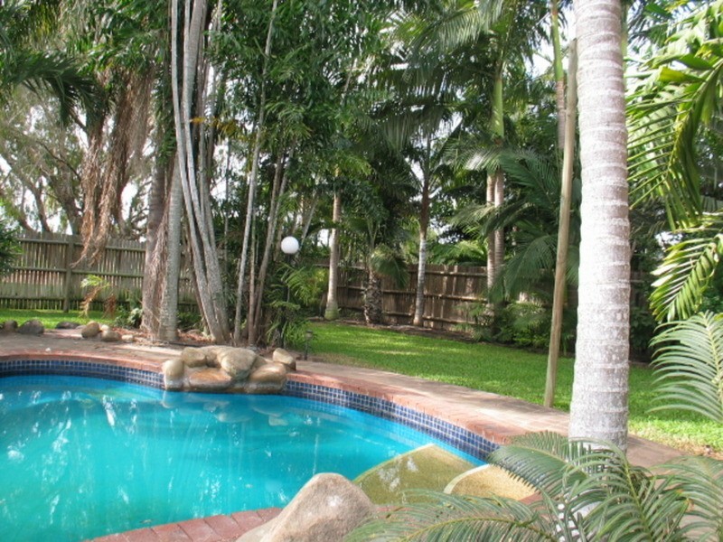 3 Reibels Road, Bowen QLD 4805