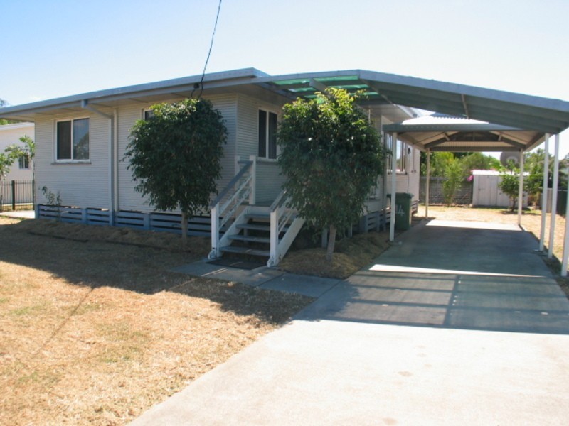14 Emmerson Drive, Bowen QLD 4805