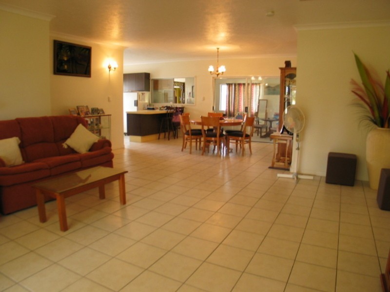44 Avoca Road, Bowen QLD 4805