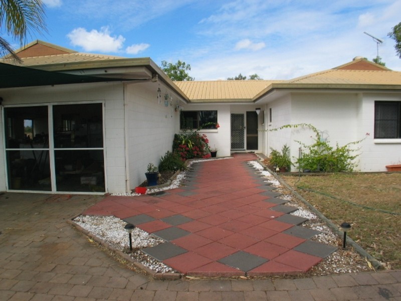 1991 Collinsville Road, Bowen QLD 4805
