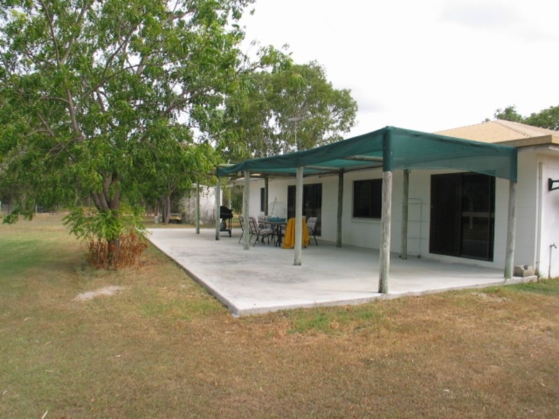 1991 Collinsville Road, Bowen QLD 4805