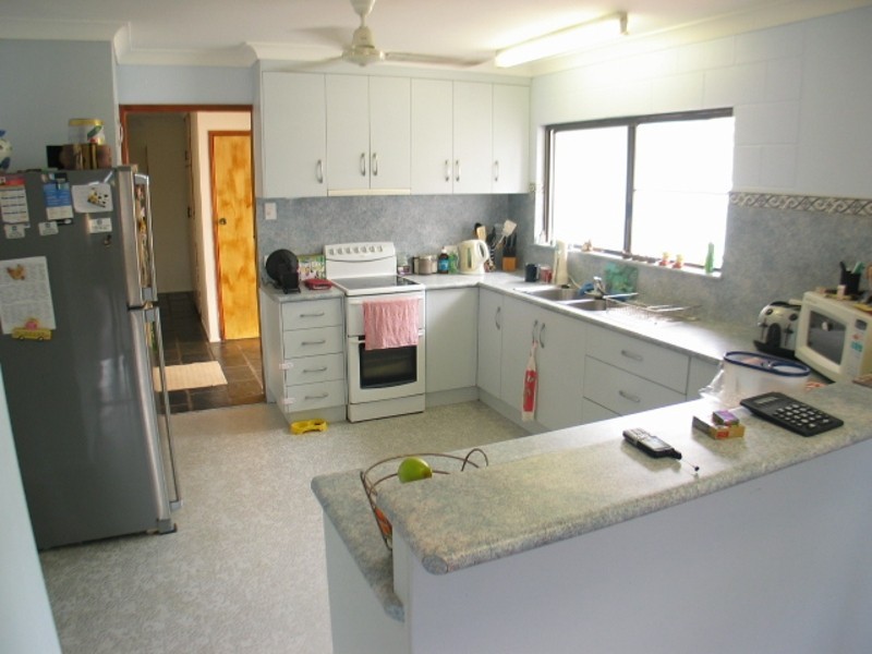 1991 Collinsville Road, Bowen QLD 4805