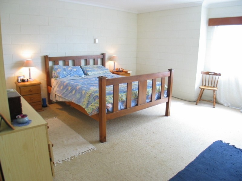 1991 Collinsville Road, Bowen QLD 4805
