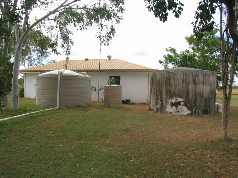 1991 Collinsville Road, Bowen QLD 4805