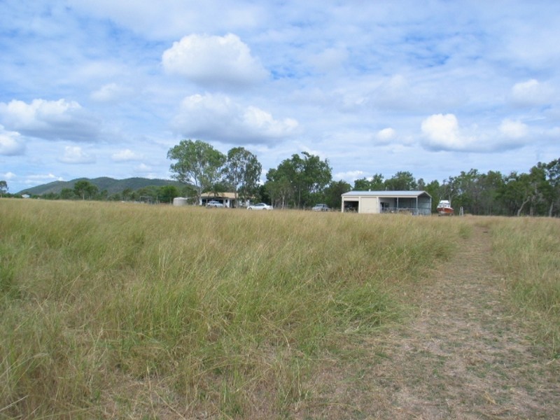 1991 Collinsville Road, Bowen QLD 4805
