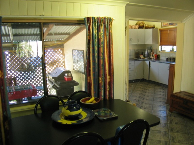 6 Arthur Street, Bowen QLD 4805