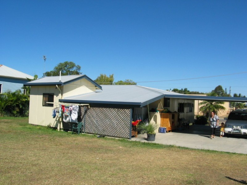 6 Arthur Street, Bowen QLD 4805