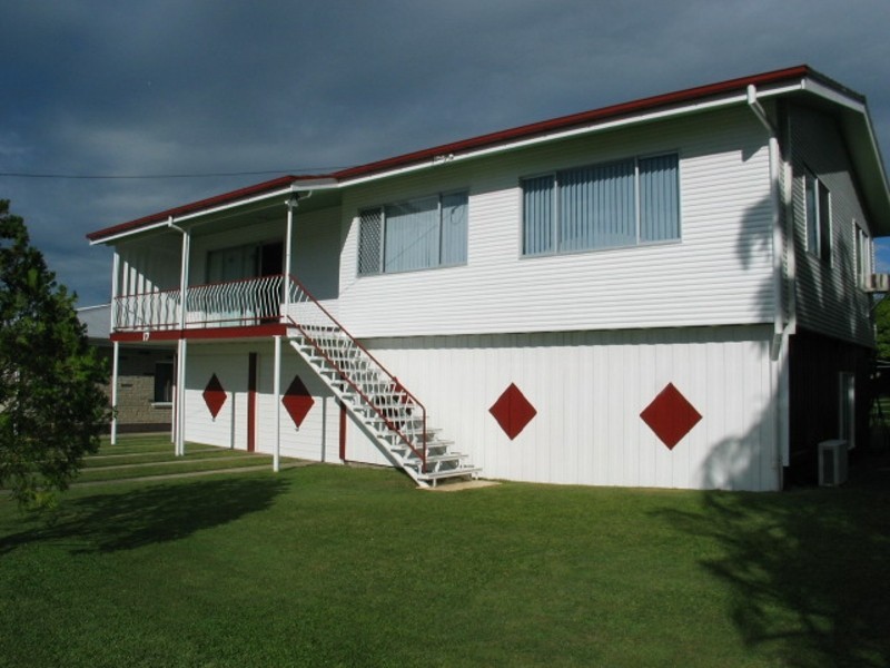 17 McDougal Street, Bowen QLD 4805